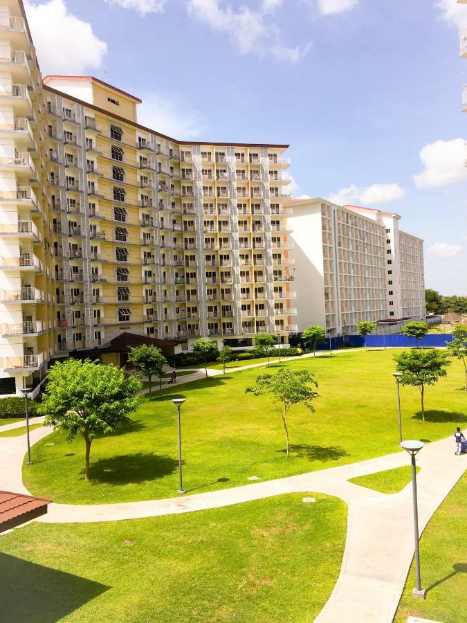 Smdc Field Residences - Sm Sucat Manila Zewnętrze zdjęcie